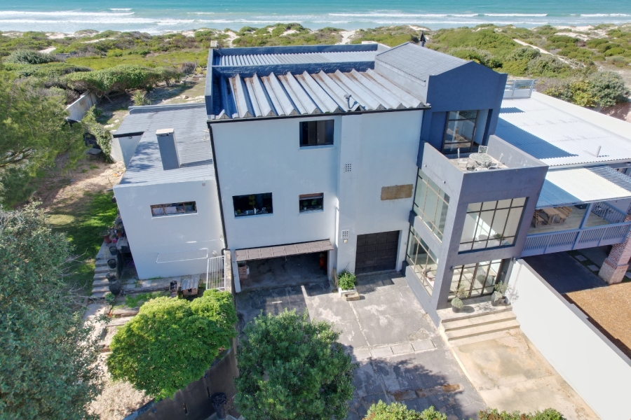3 Bedroom Property for Sale in Struisbaai Western Cape
